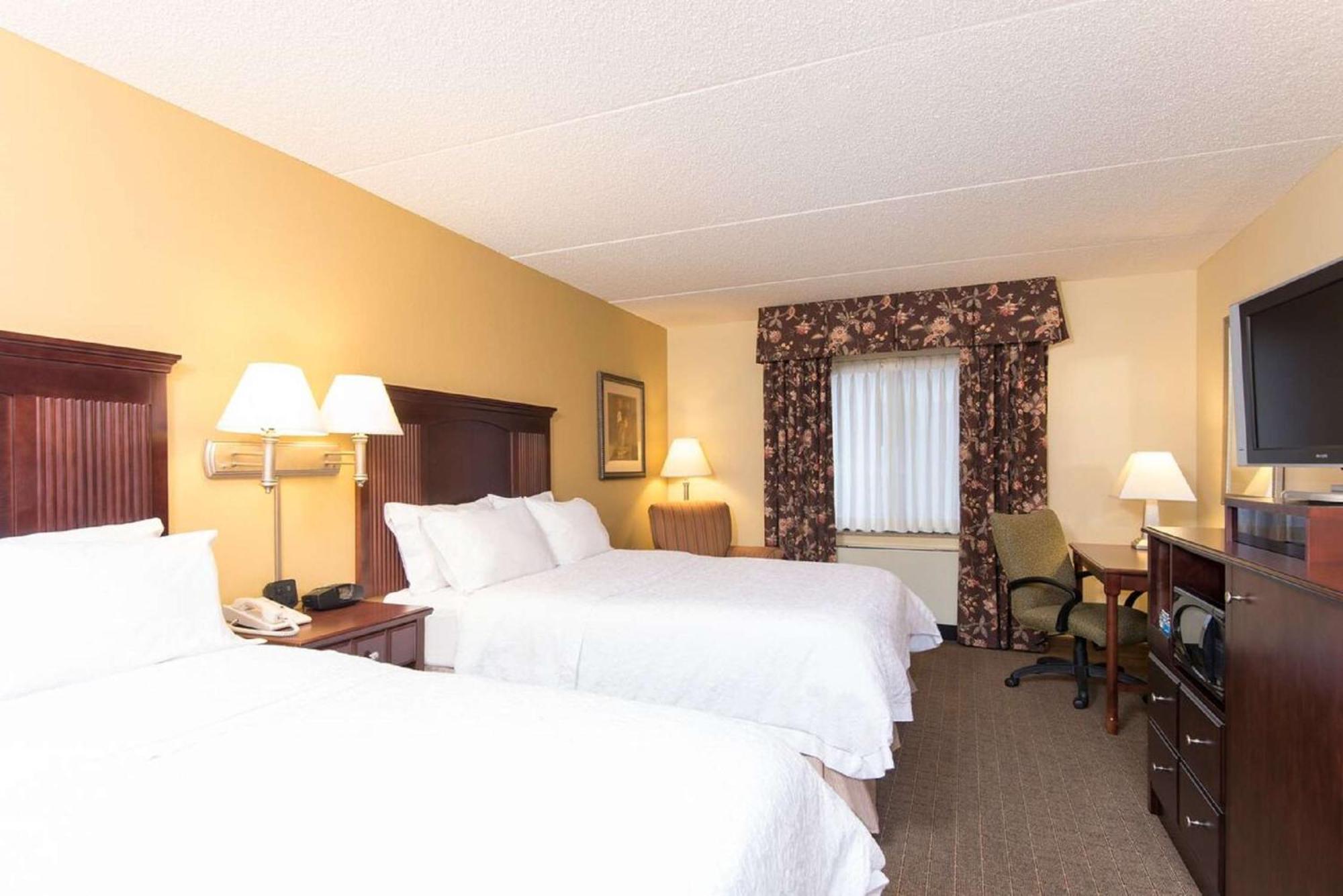 Hampton Inn Schenectady Downtown Exterior photo